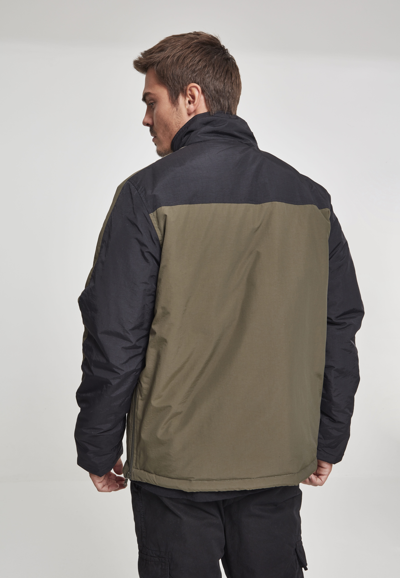 Winter Jacken 2-Tone Padded Pull Over Jacket in Farbe darkolive/black