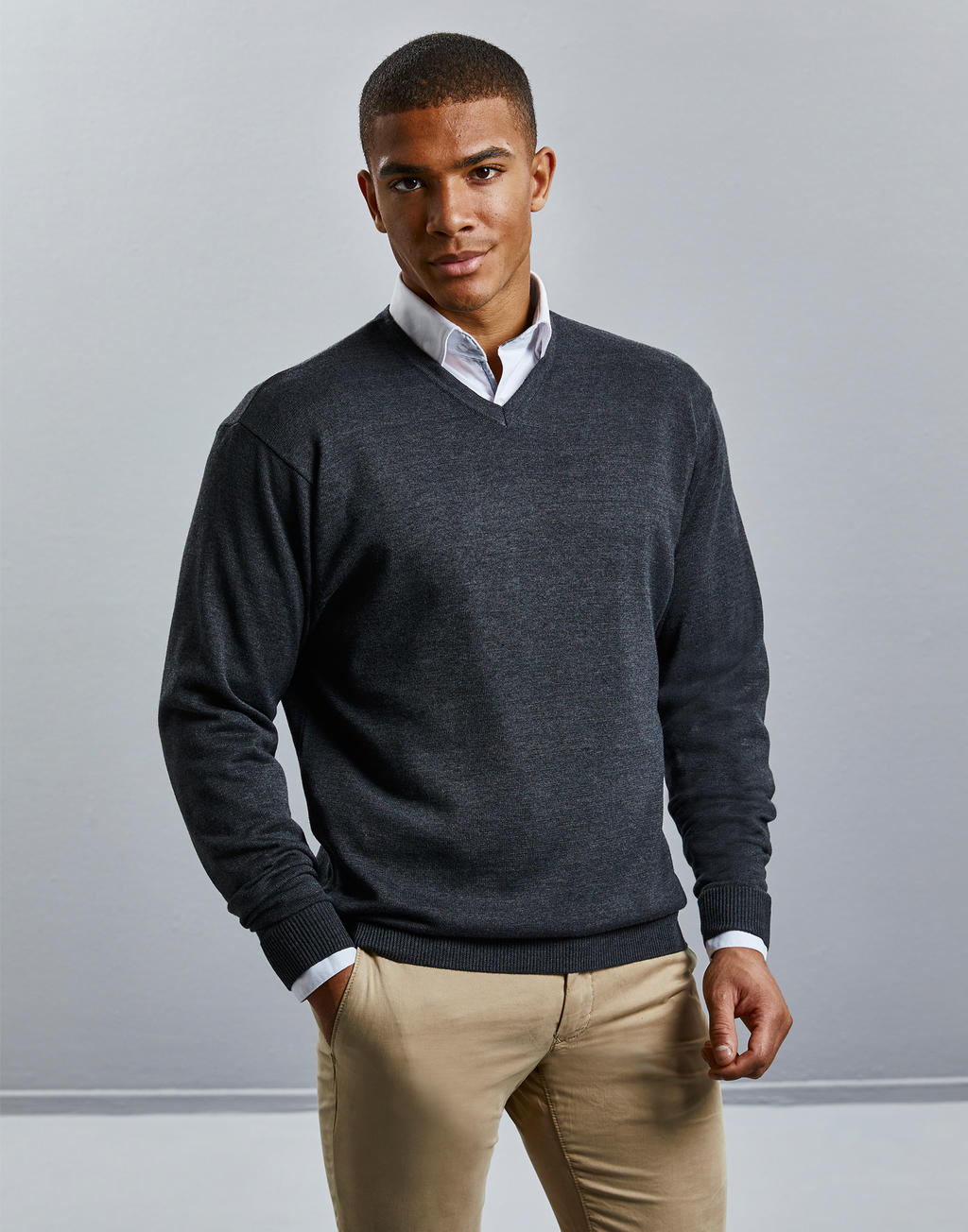  Mens V-Neck Knitted Pullover in Farbe Black