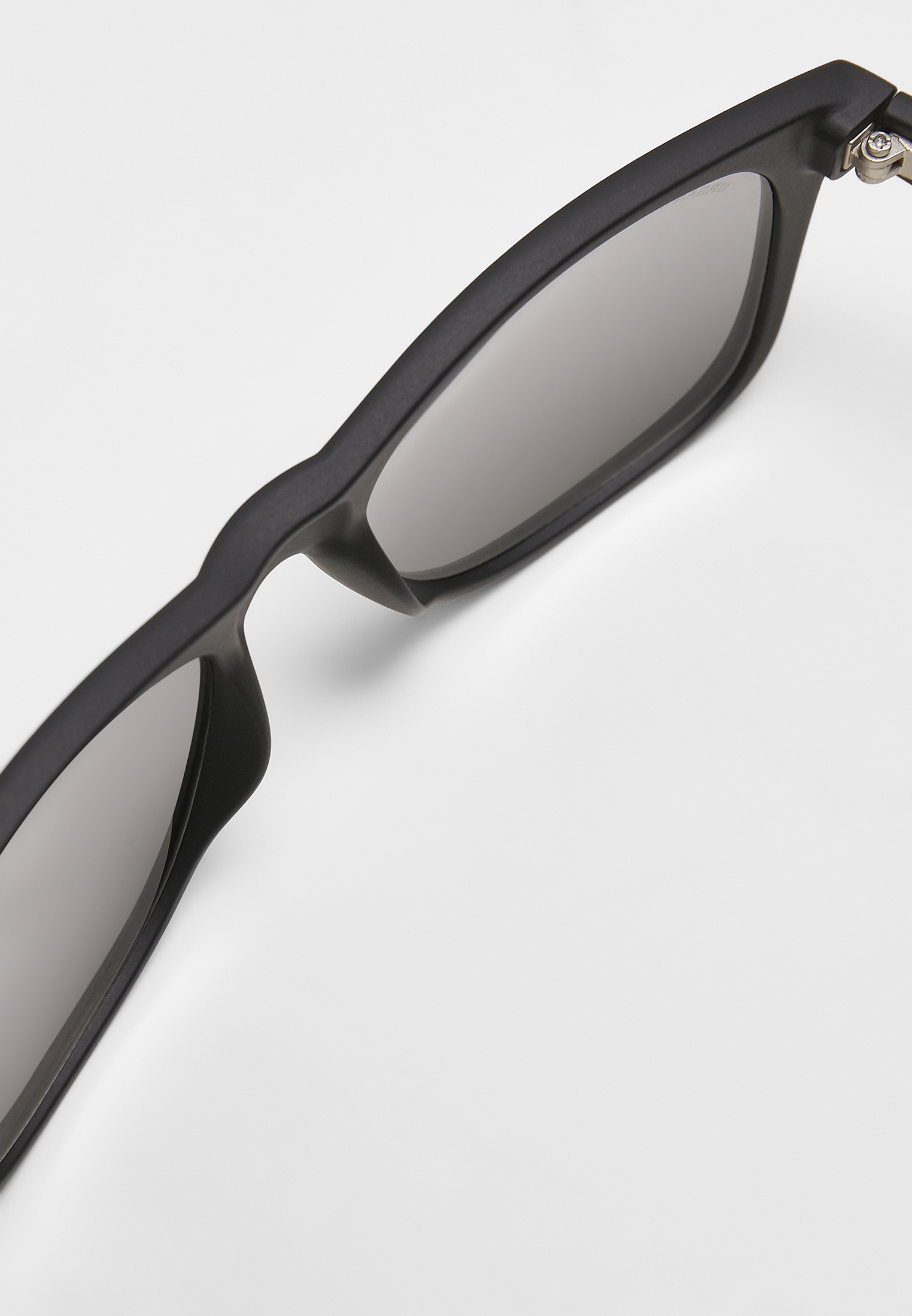 Sonnenbrillen Sunglasses Likoma Mirror UC in Farbe black/silver