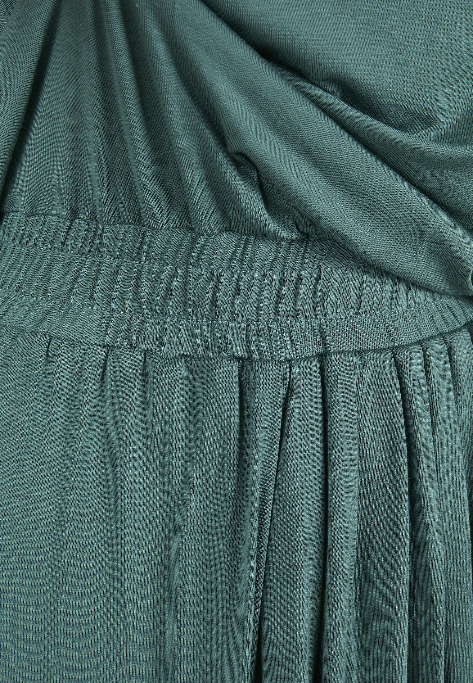 Kleider & R?cke Ladies Viscose Bandeau Dress in Farbe paleleaf