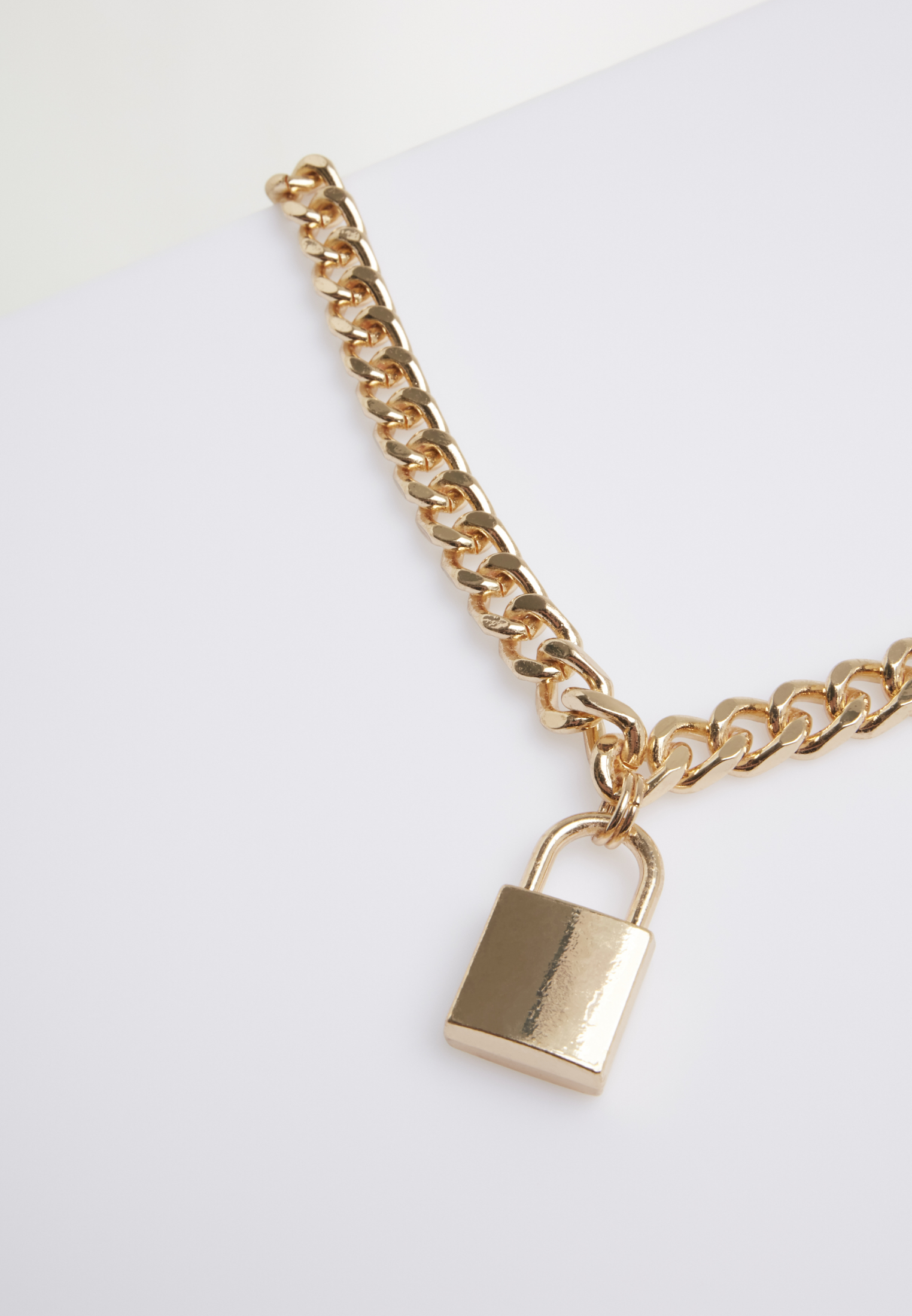 Schmuck Padlock Necklace in Farbe gold
