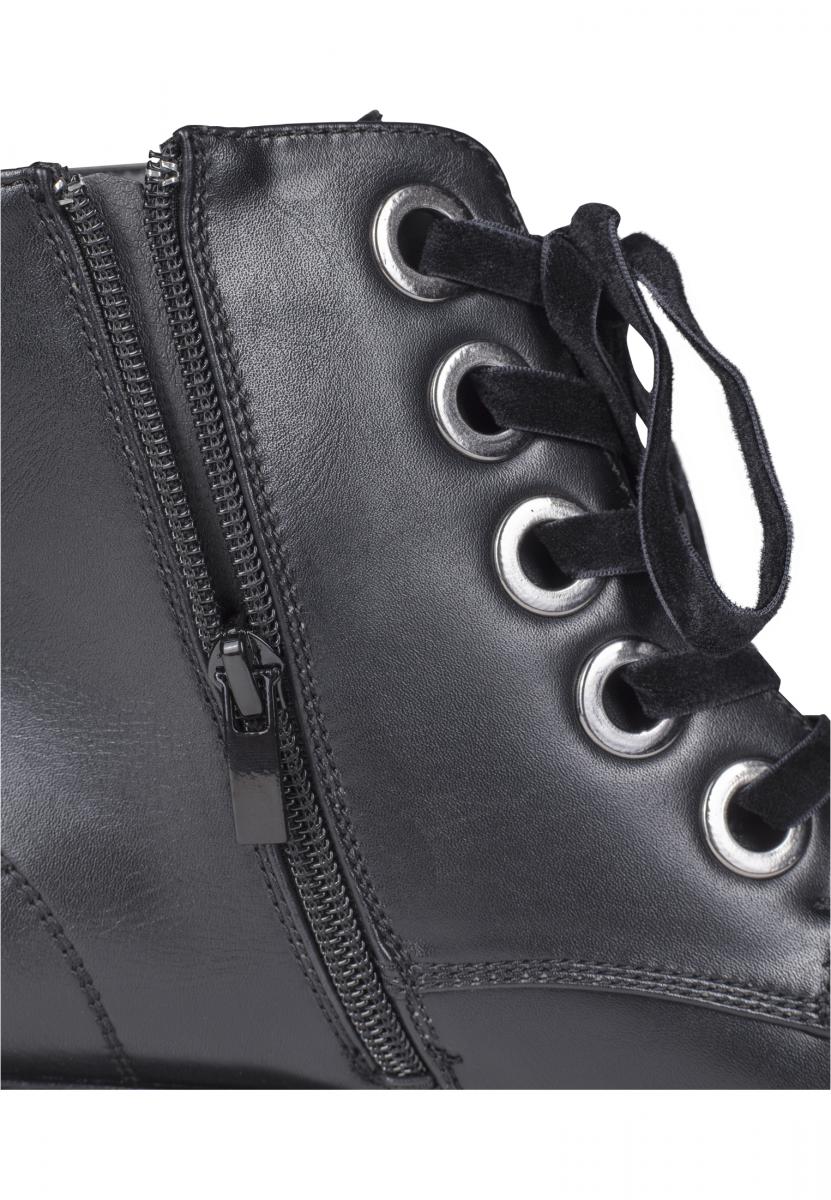 Schuhe Velvet Lace Boot in Farbe black