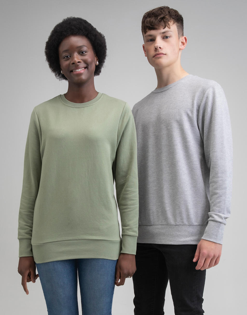  Essential Sweatshirt in Farbe Natural