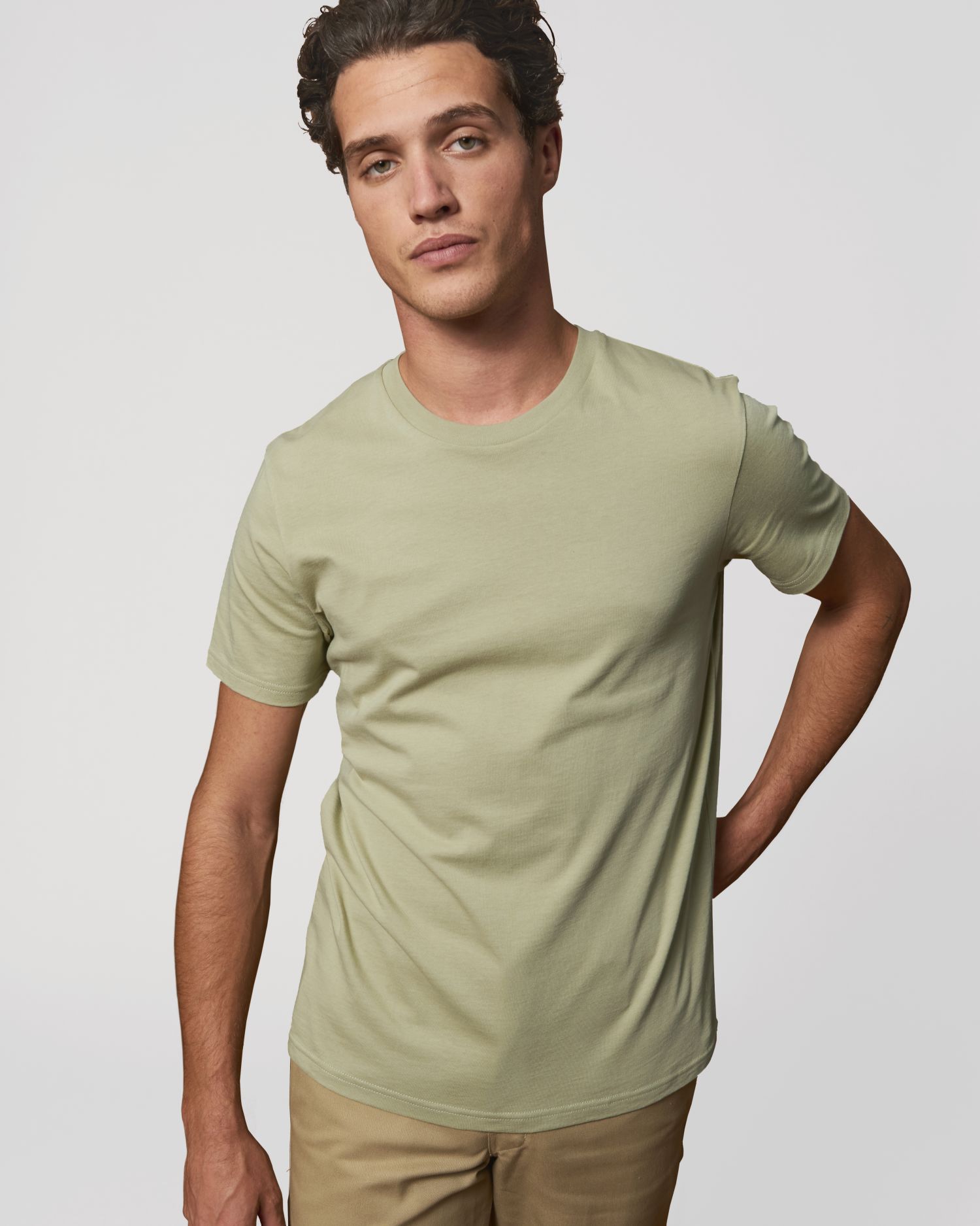 T-Shirt Creator in Farbe Sage