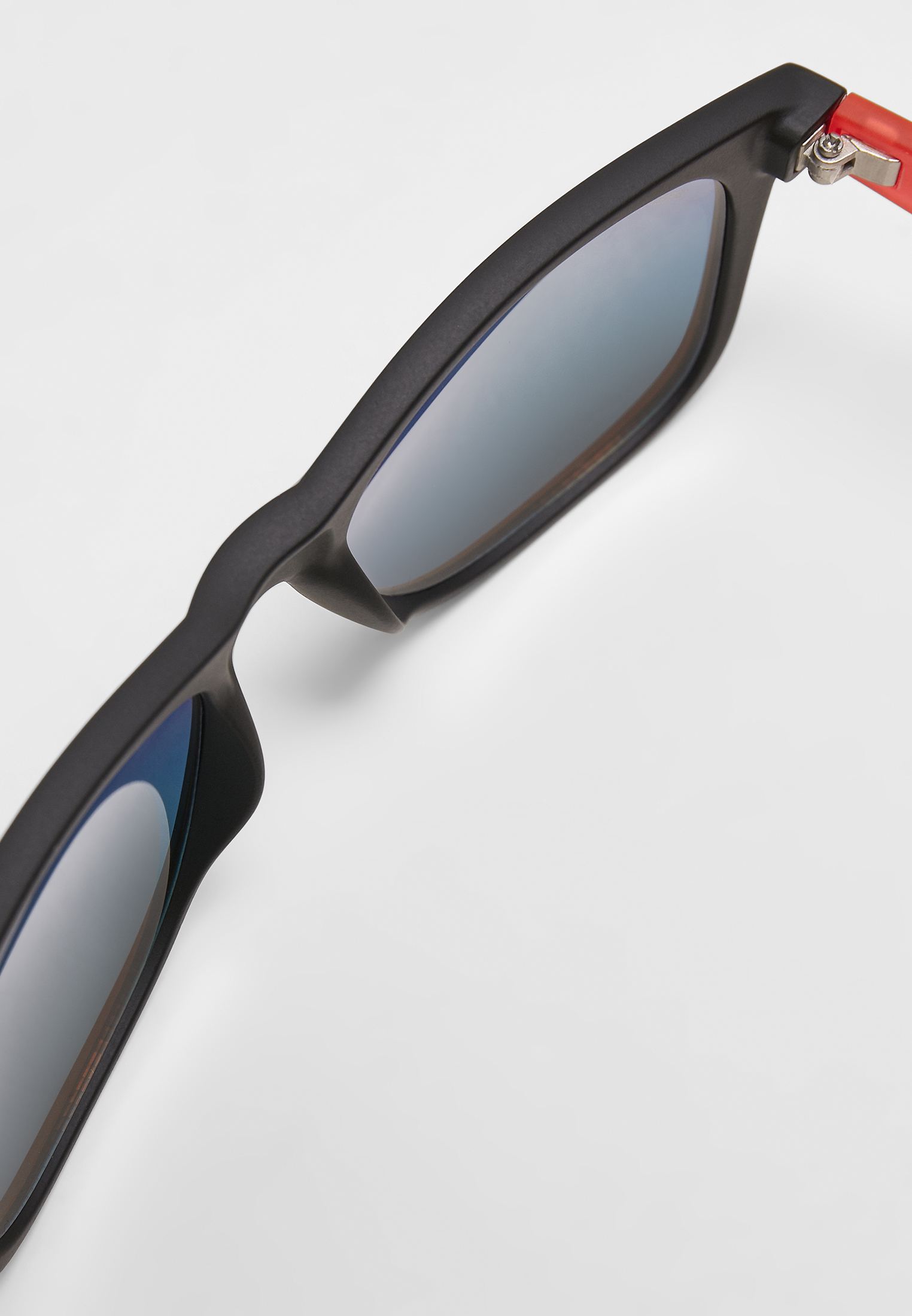 Sonnenbrillen Sunglasses Likoma Mirror UC in Farbe black/red