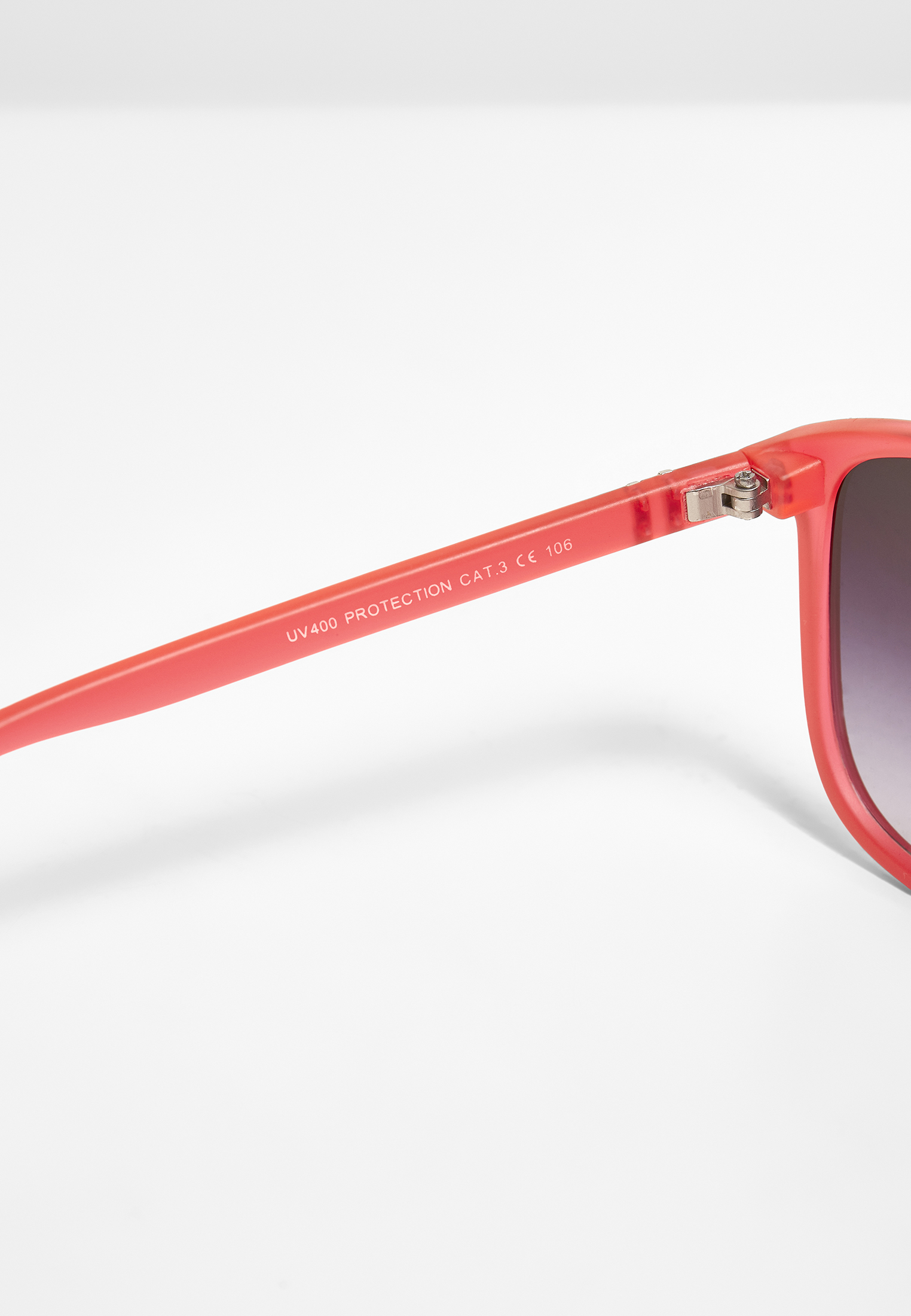 Sonnenbrillen Sunglasses Chirwa UC in Farbe red