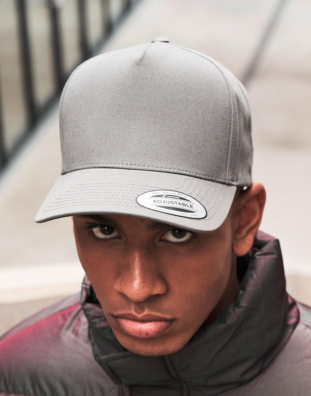 5-Panel Curved Classic Snapback