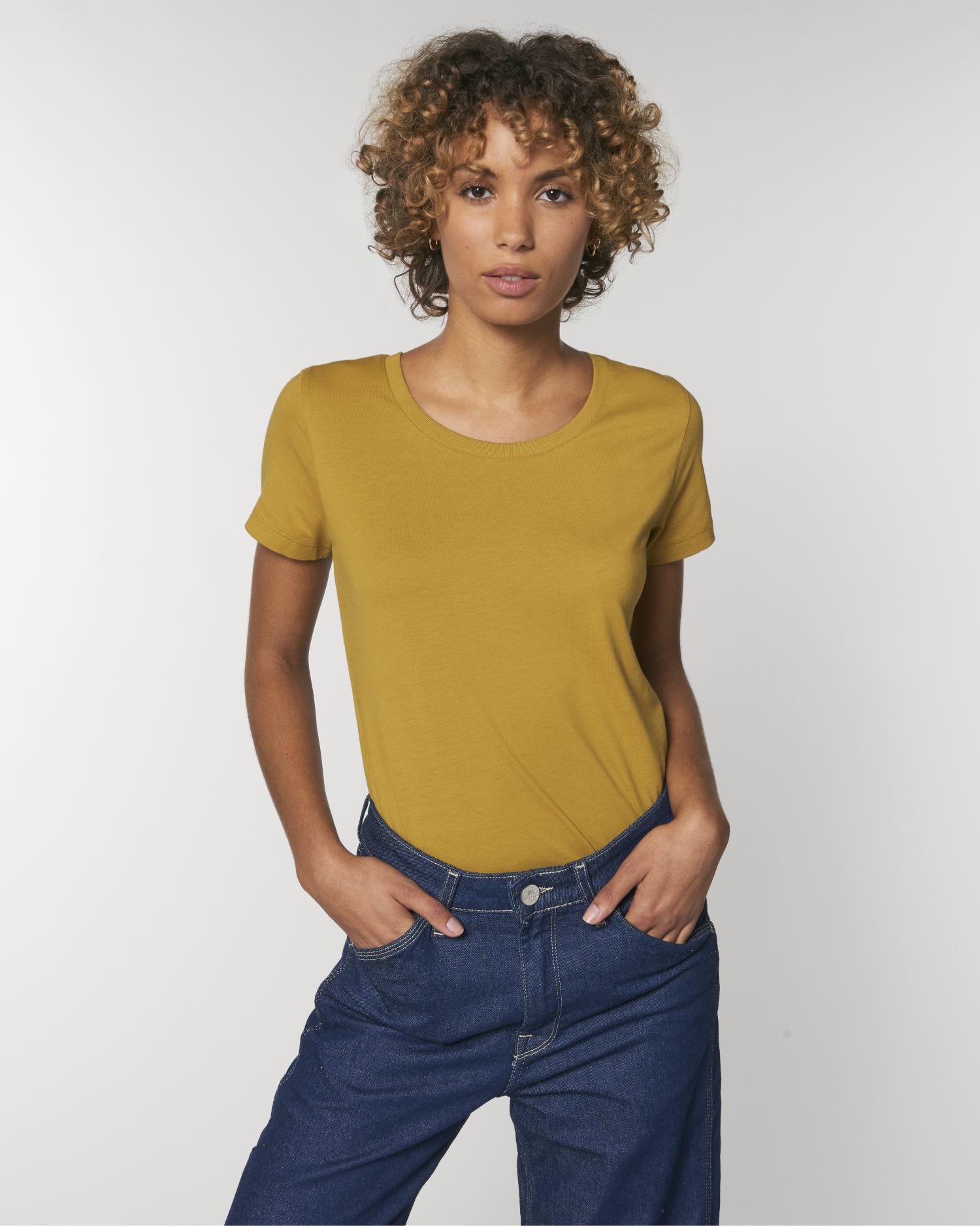 T-Shirt Stella Expresser in Farbe Ochre