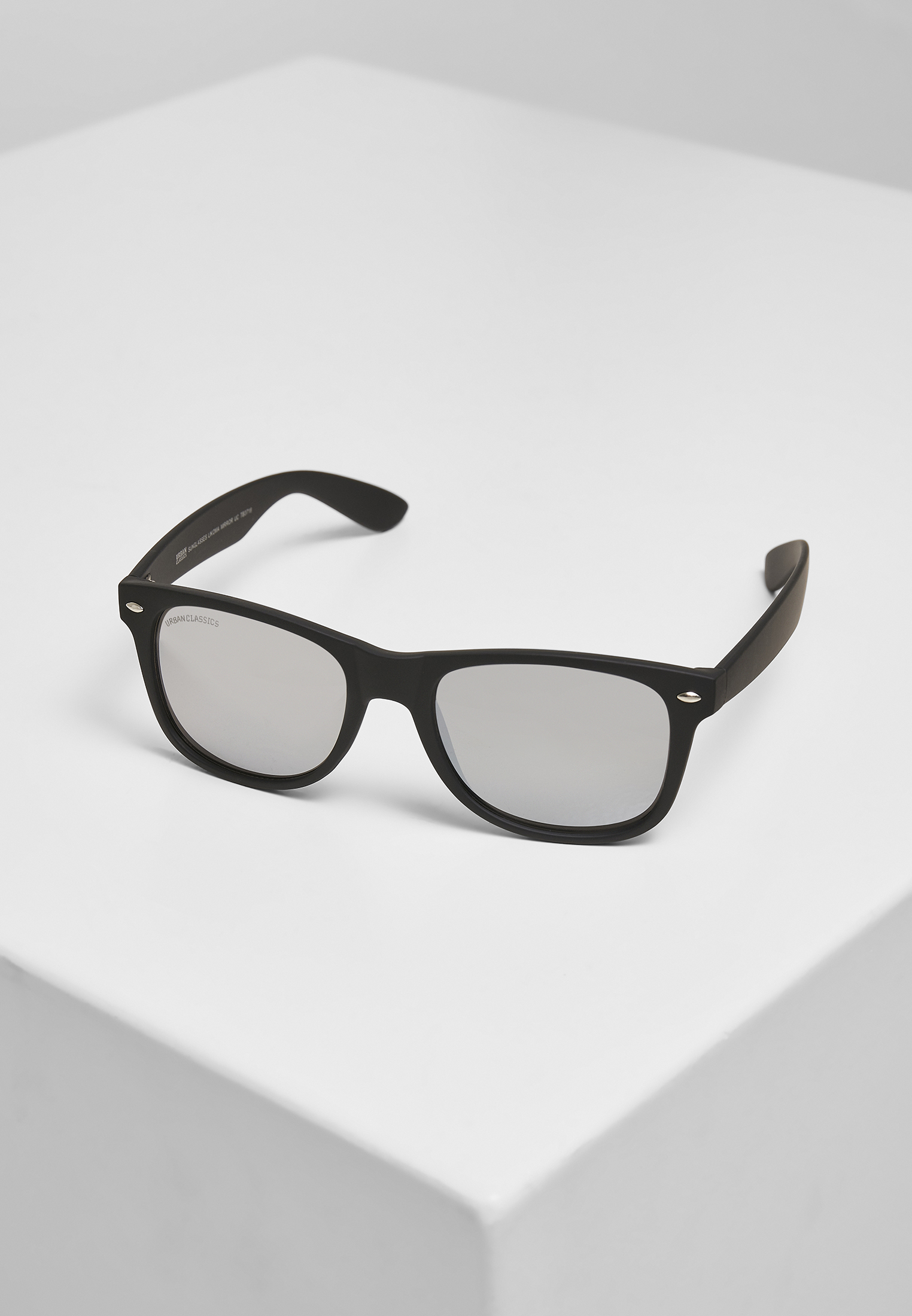 Sonnenbrillen Sunglasses Likoma Mirror UC in Farbe black/silver