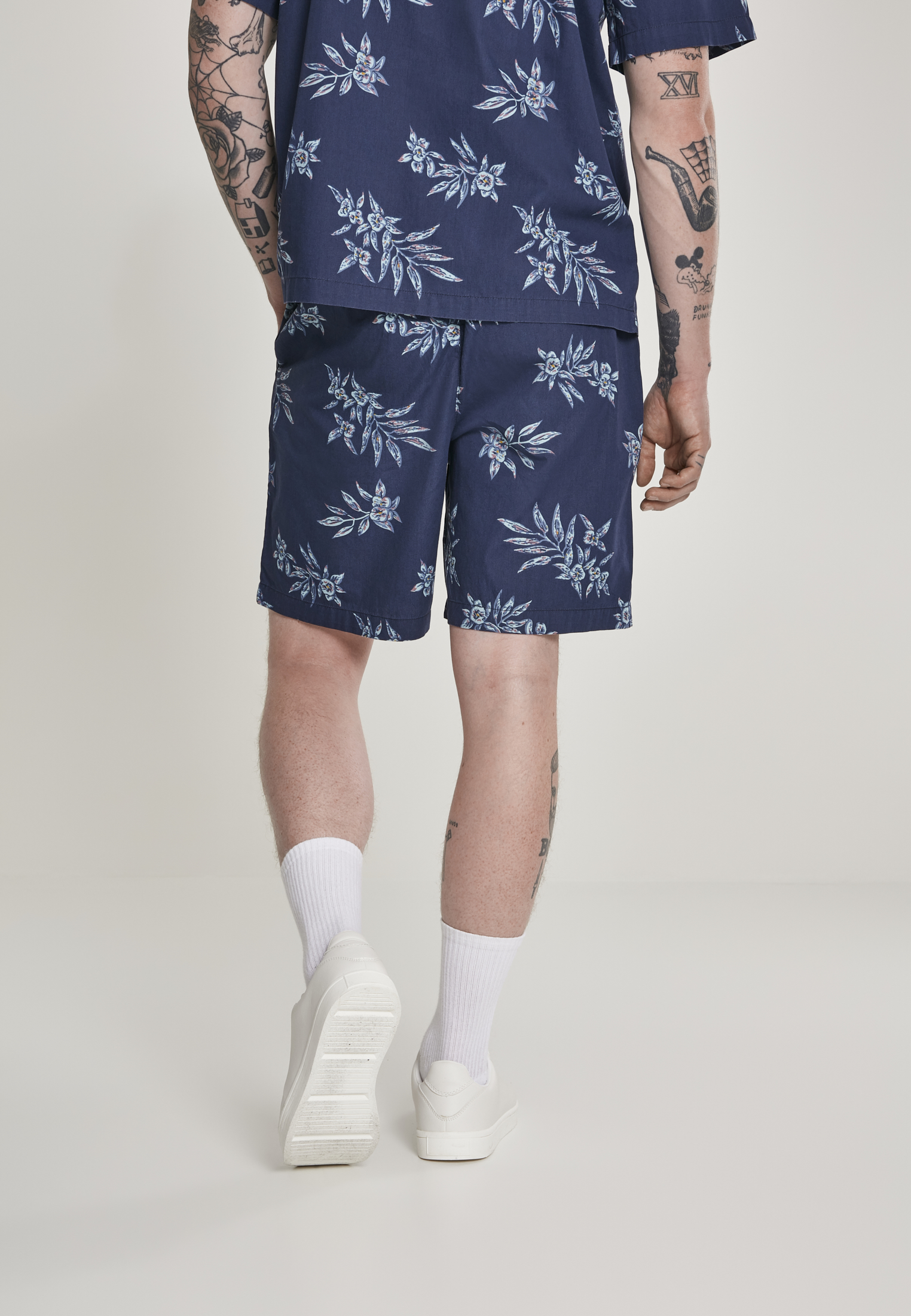 Plus Size Pattern Resort Shorts in Farbe subtile floral