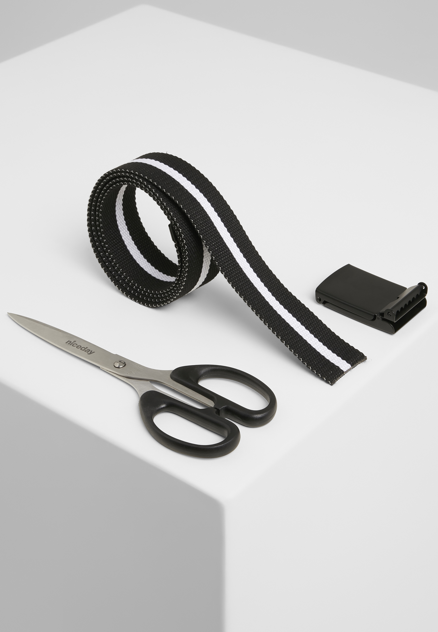G?rtel Canvas Belts in Farbe black white stripe/black