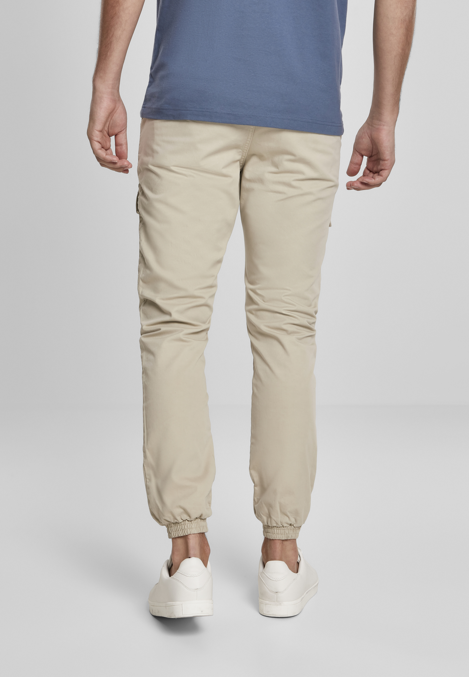 Cargo Hosen & Shorts Front Pocket Cargo Jogging Pants in Farbe concrete