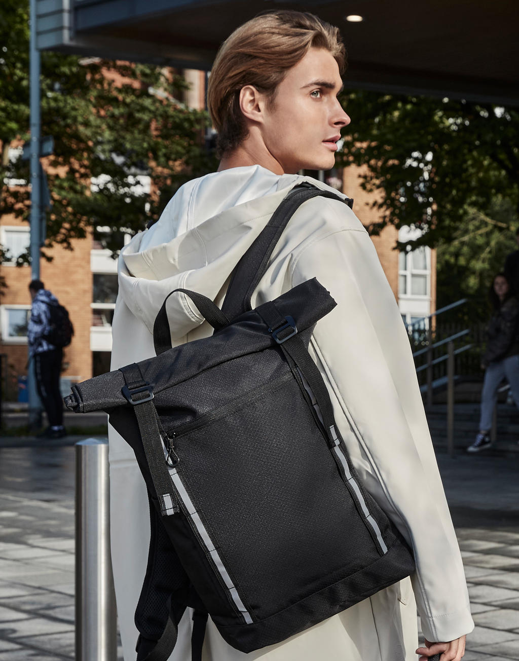  Urban Commute Backpack in Farbe Black