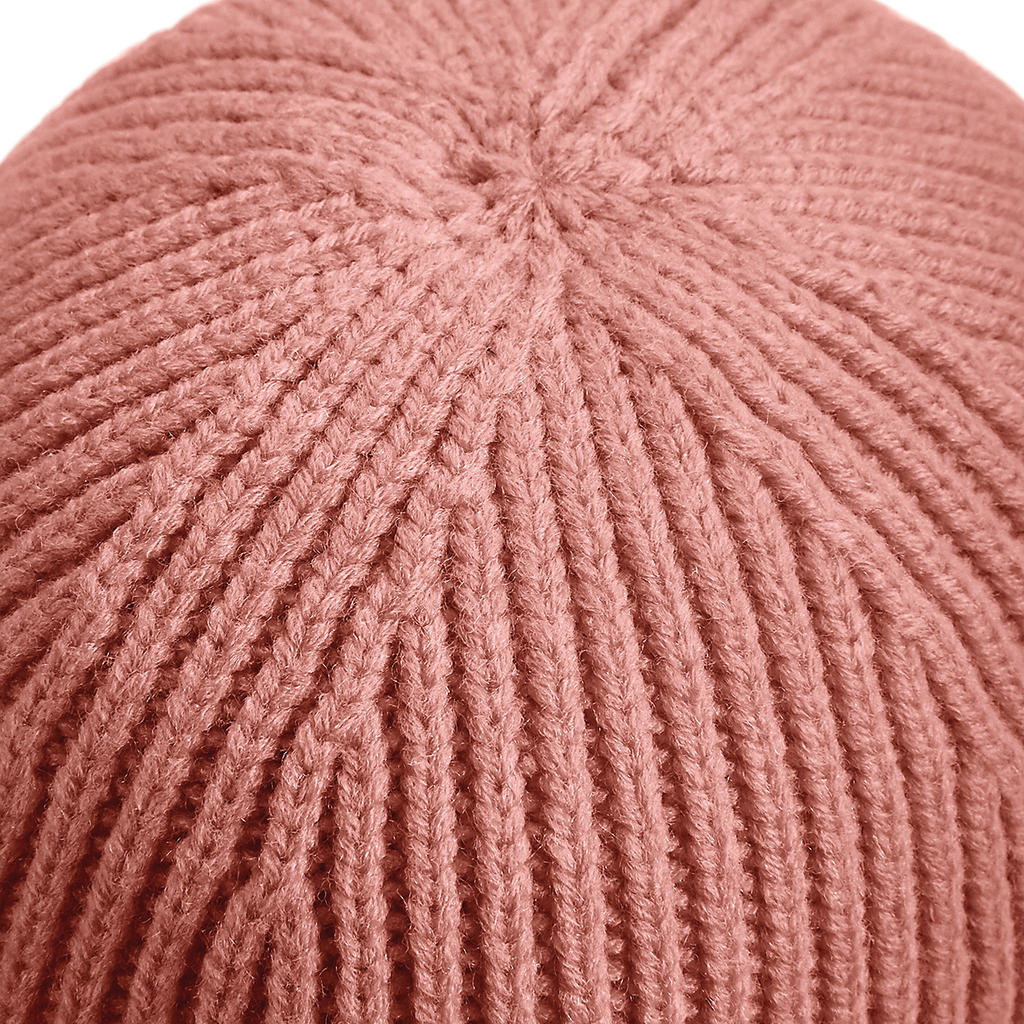  Engineered Knit Ribbed Beanie in Farbe White